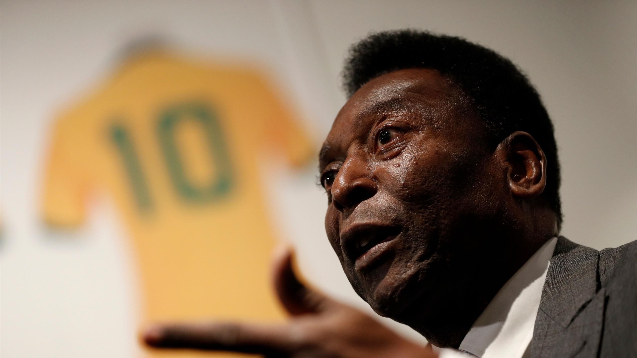 S-a mai dus un zeu langă zei! Brazilianul Pele a murit la 82 de ani