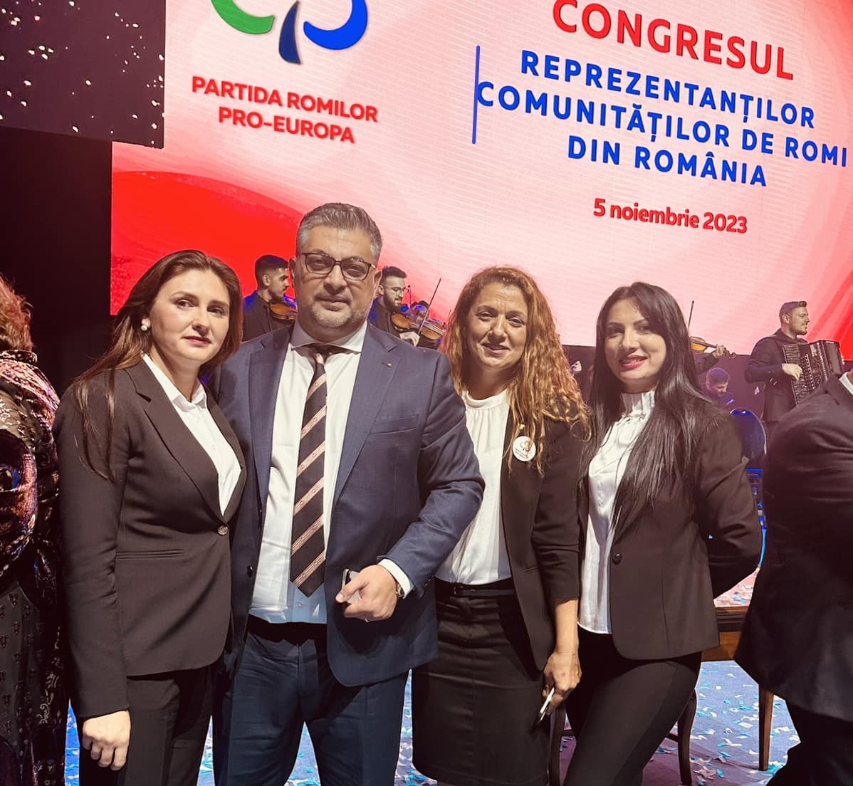 “Mândri că suntem romi”, sloganul cu ocazia Congresului Naţional al comunităţilor rome din România