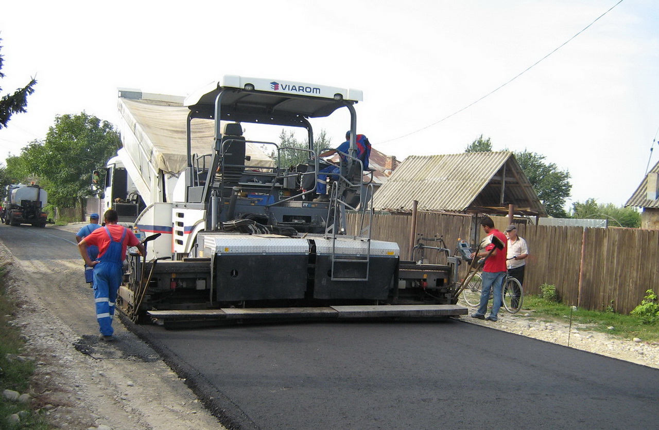S-au aprobat bani pentru realizarea a nouă străzi din municipiul Caracal. 2587 de metri, modernizaţi şi reabilitaţi în următoarea perioadă