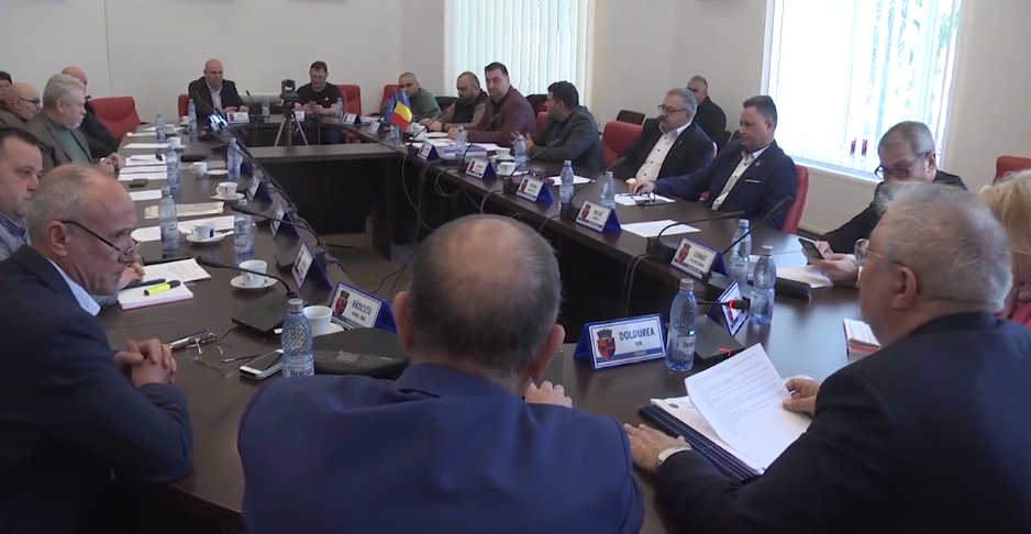 Şedinţa ordinară a lunii februarie din cadrul Consiliului Local Caracal. Proiecte de interes public, dezbătute şi aprobate de consilierii locali